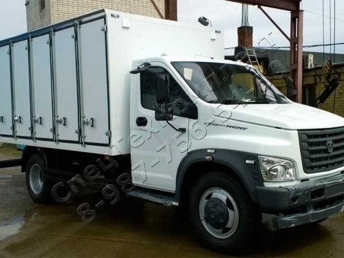 Газон Next хлебный фургон